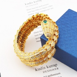 Copper snake wrap bracelet studded with diamond green white zircon spring double ring exaggerated senior retro